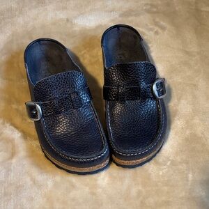 Birkenstock Black Leather Buckley